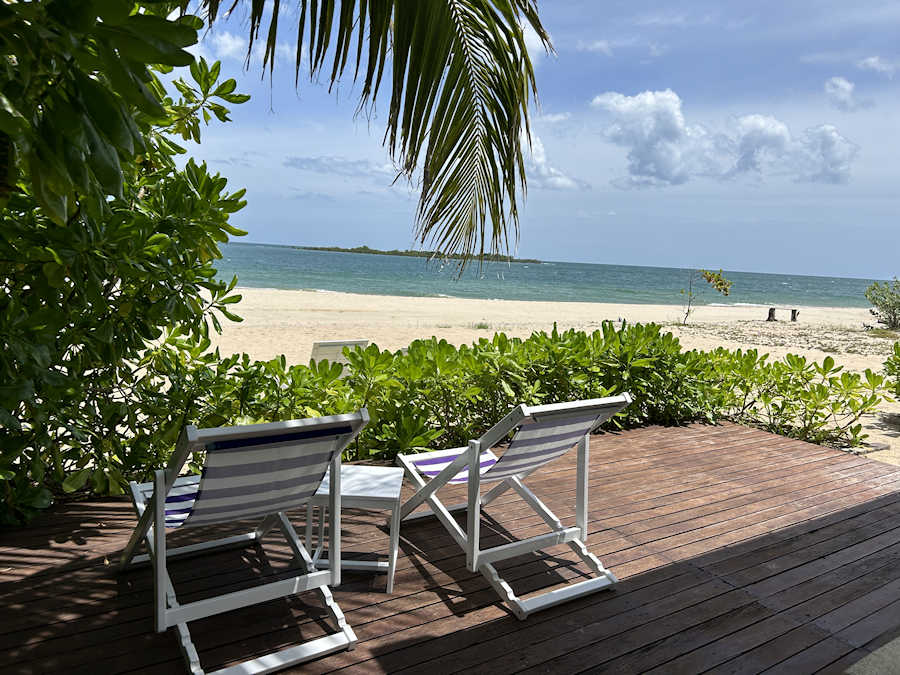 Beachfront Pool Villa