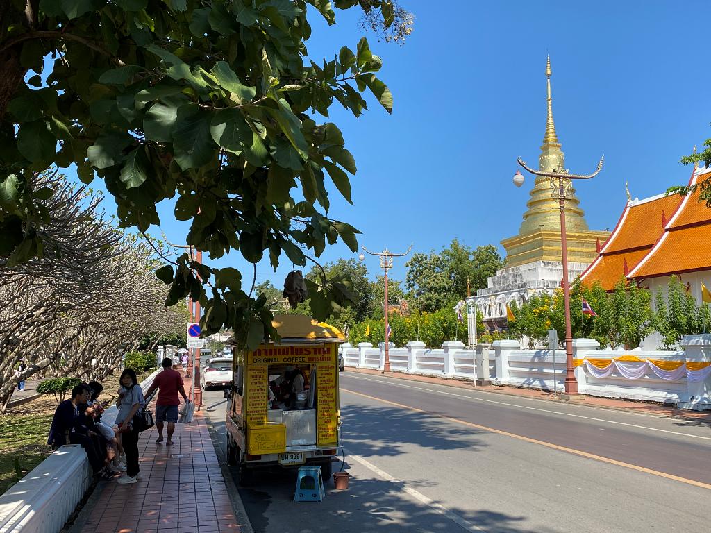 vor dem National-Museum