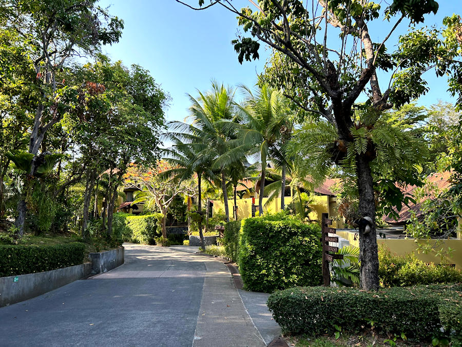 900 Entrance New Star Resort