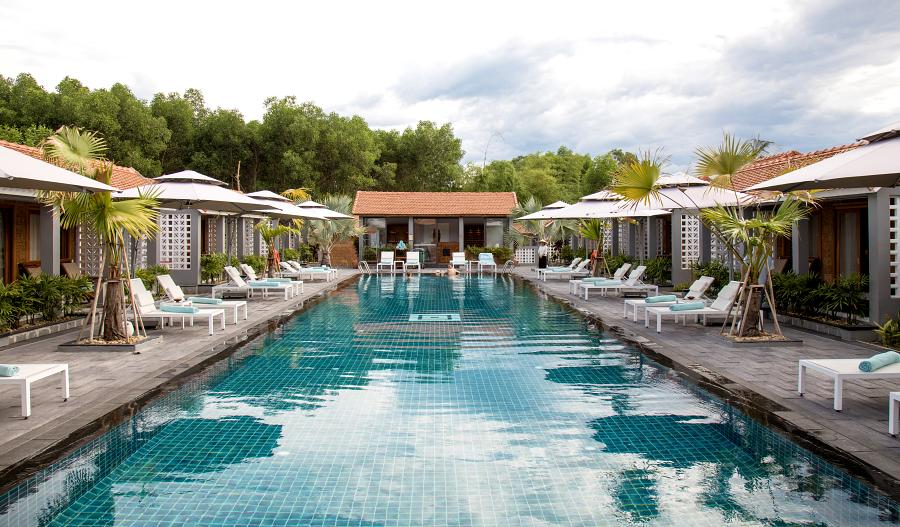 900-Pilgrim-Pilgrimage-Wellness-Retreat-Vedana-Pool (9)