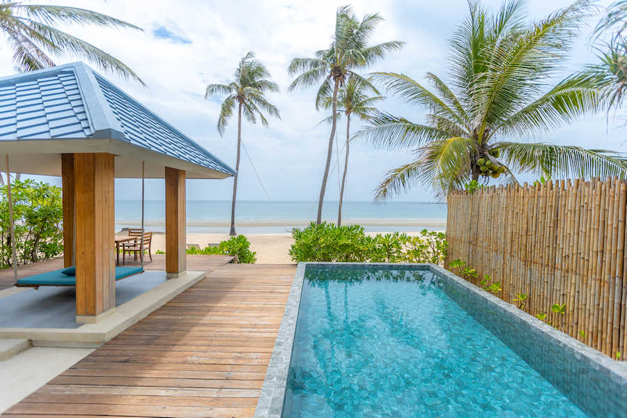 Web 900 Beach Front Pool Villa 11