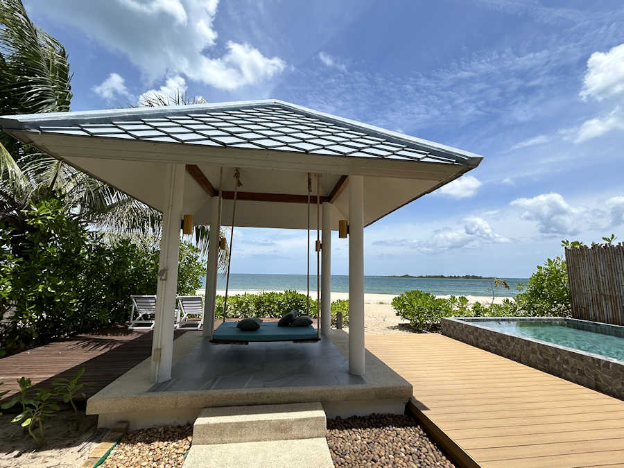 Web 900 Beachfront Villa 6