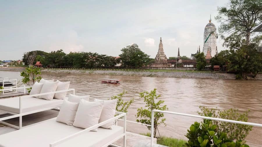 deluxe-river-view-terrace-rooms-your-private-riverside-haven-sala-ayutthaya-5-1536x864
