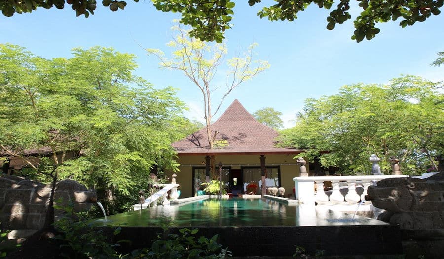 tugu-lombok-Sang Hyang Nirvana - Pool (4)