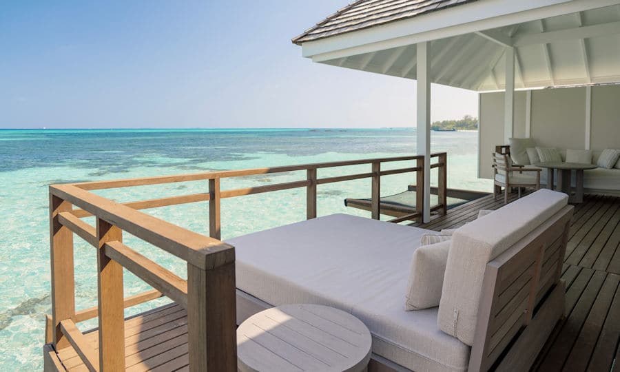 900 lsaa_water-villa_8