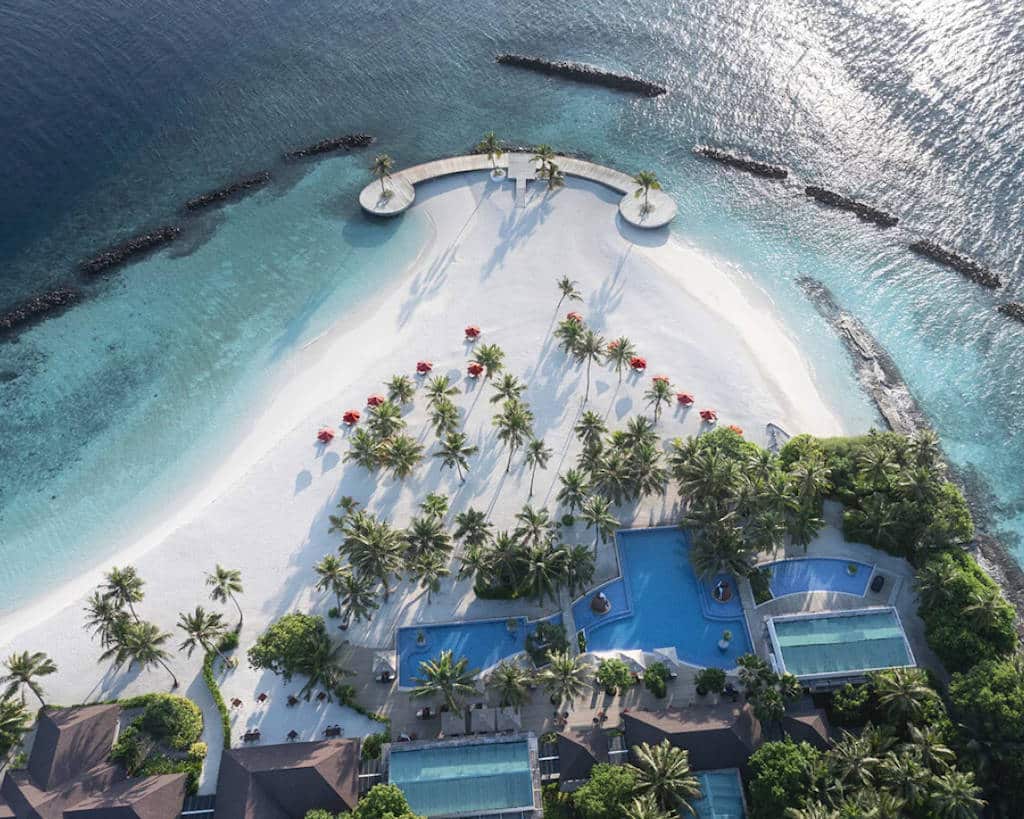 1024-5-4 Pool & Strand - Niva Dhigali